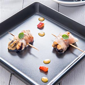 Involtini di cozze con Guanciale al Pepe Aurora